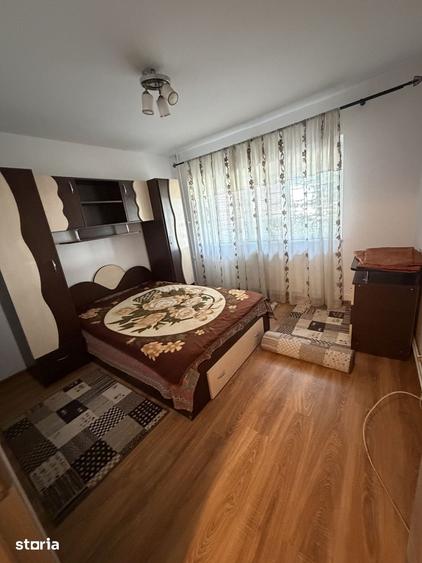 Apartament cu 2 camere decomandat în Calea București