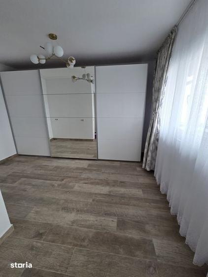 Casă cu 4 camere cu Teren 200 Mp în Moara