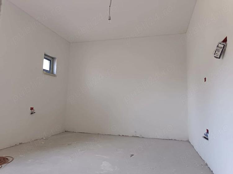Casă cu Teren 344 Mp în Fântânele