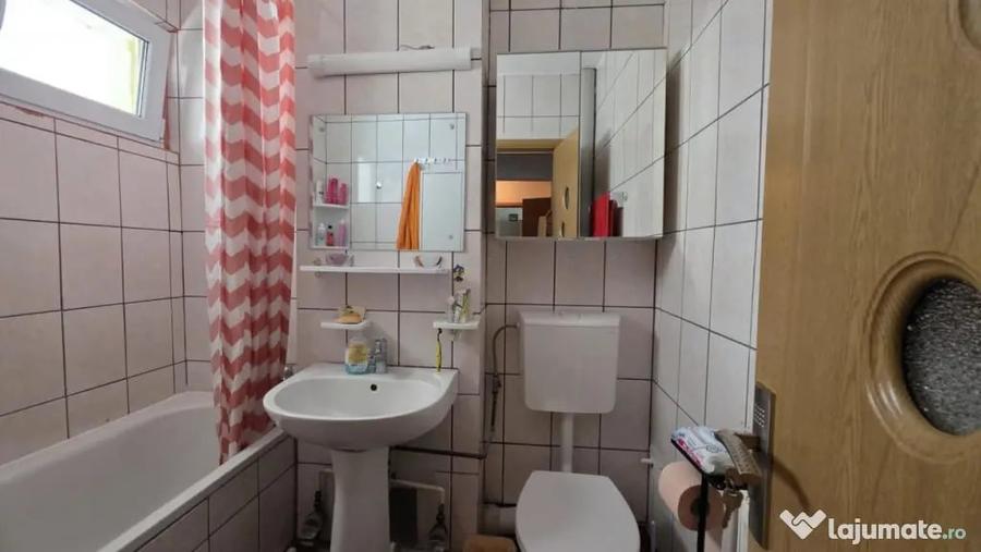 Apartament cu 2 camere decomandat în Liviu Rebreanu