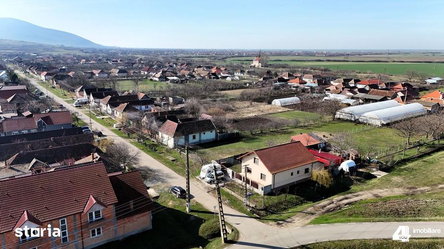 Casă cu 3 camere cu Teren 1450 Mp în Șiria