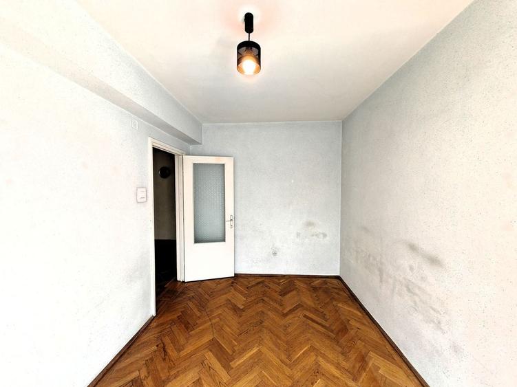 3 cam. deco., central, et. I langa Catedrala Inaltarea Domnului - 5
