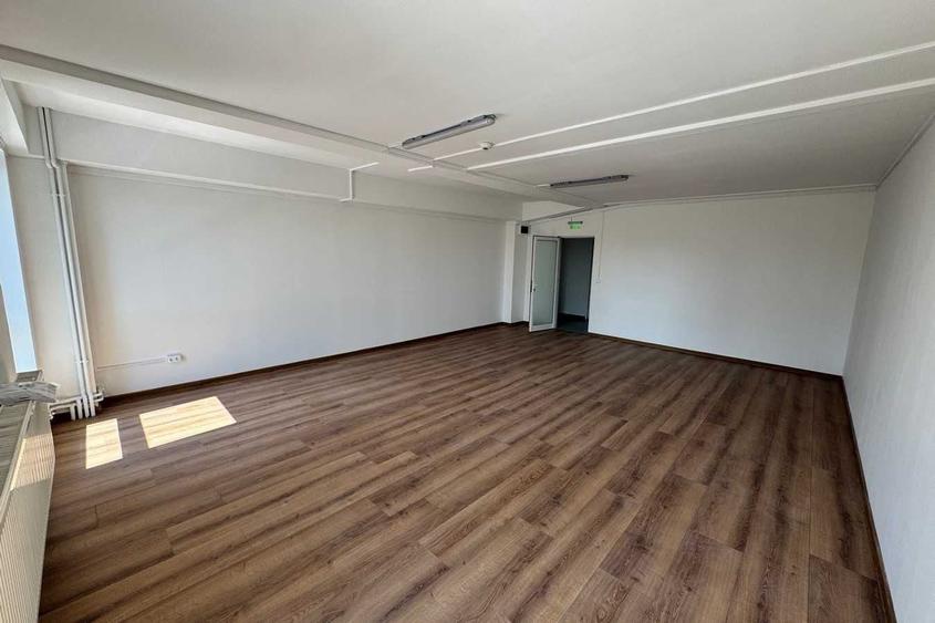 Spațiu comercial, de 30 mp, în Galata