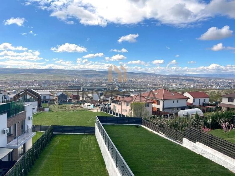 Duplex cu 4 camere cu Canalizare în Iris