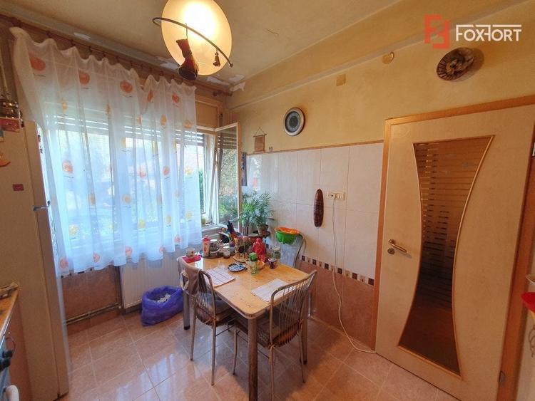 Duplex cu 6 camere cu Canalizare în Brâncoveanu