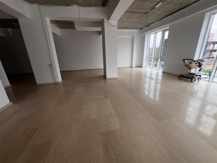 Spațiu comercial, de 108 mp, în Copou
