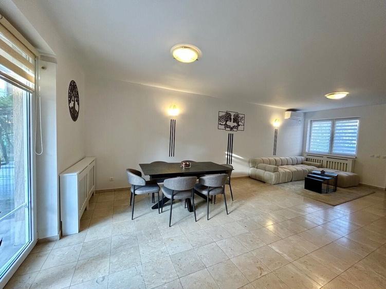 Duplex cu 5 camere cu Canalizare în Iancu Nicolae
