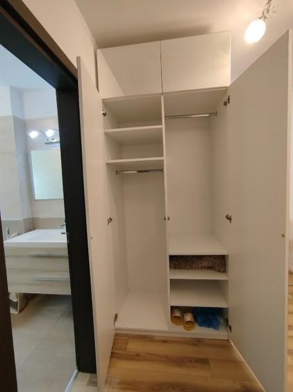 Apartament cu 2 camere decomandat, mobilat în Calea Călărașilor
