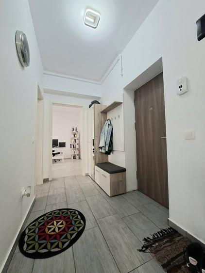 Apartament cu 2 camere decomandat în Berceni