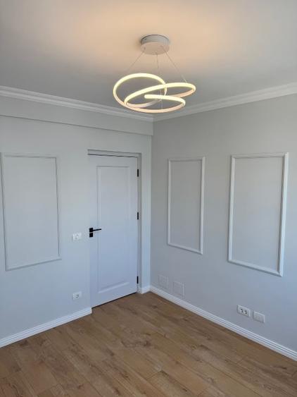 Apartament cu 3 camere semidecomandat în Cișmigiu