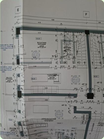 Apartament cu 3 camere decomandat în Central