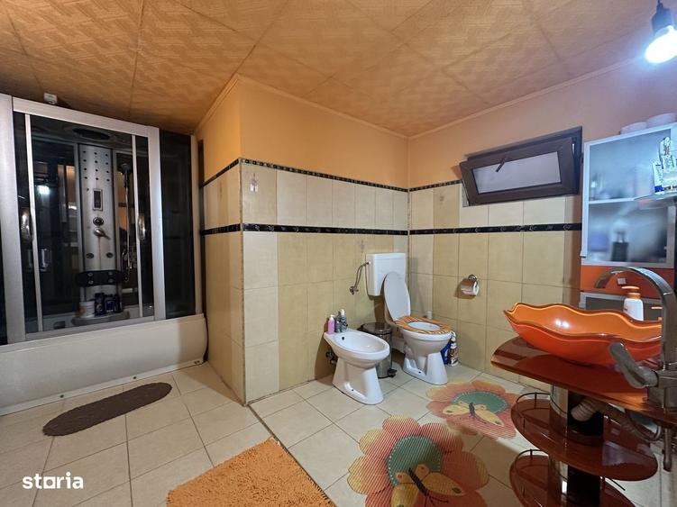 Agentia imobiliara VIGAFON vinde casa 4 camere Ploiestiori - 12