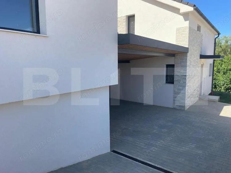 Casă cu 4 camere cu Teren 238 Mp în Dezmir