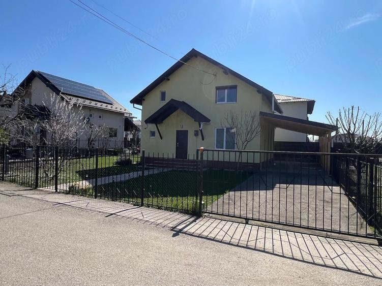 Casă cu Teren 350 Mp în Ștefănești