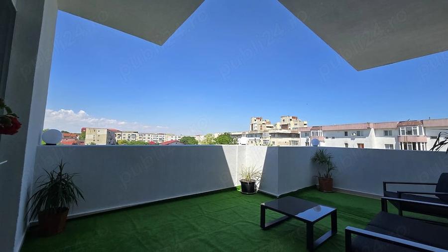Apartament cu 3 camere decomandat în Central