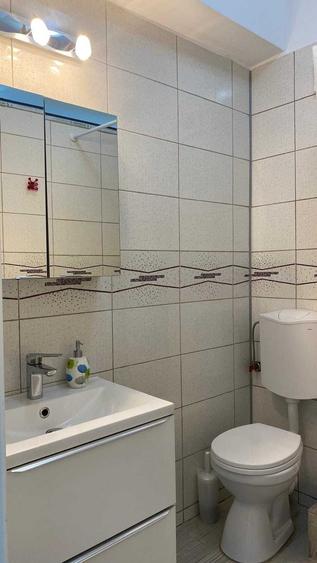 Apartament cu 2 camere decomandat în Universitate