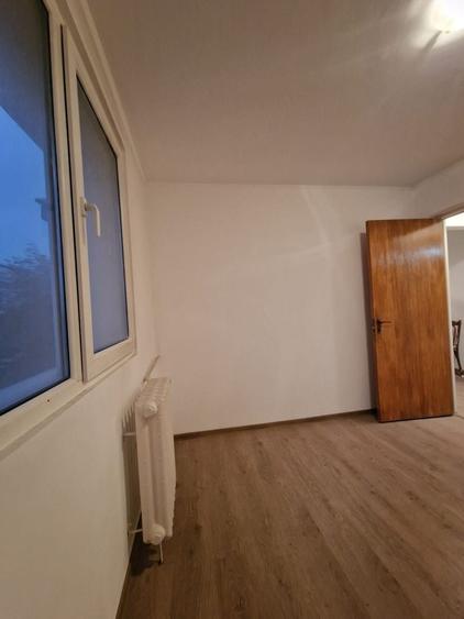 Apartament cu 2 camere semidecomandat în Giurgiului