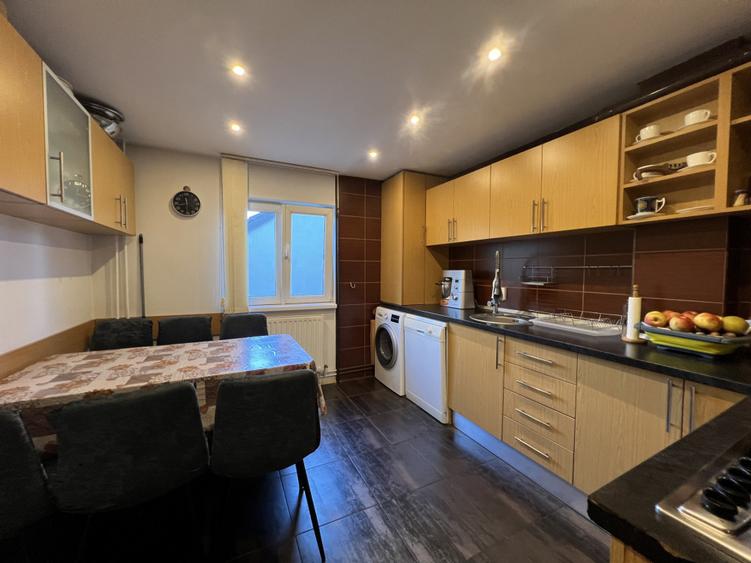 Apartament cu 2 camere decomandat, mobilat în Timocului-Șaguna