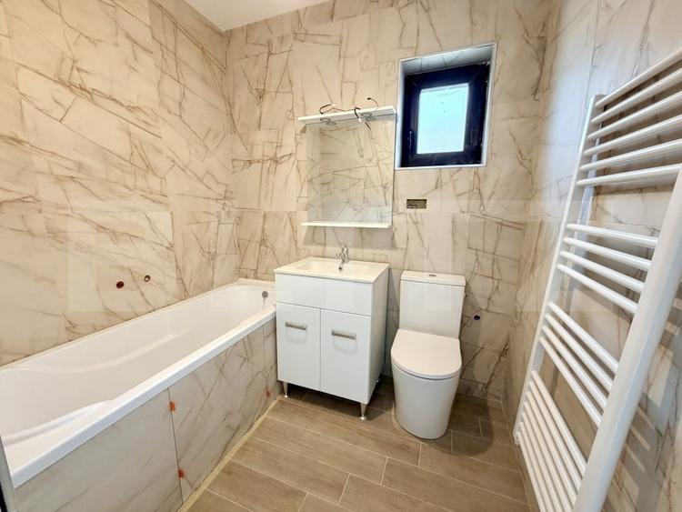 Casă individuală cu 4 camere cu Canalizare în Ighiu