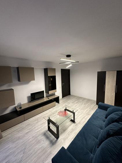 Apartament cu 2 camere decomandat în Exterior Vest