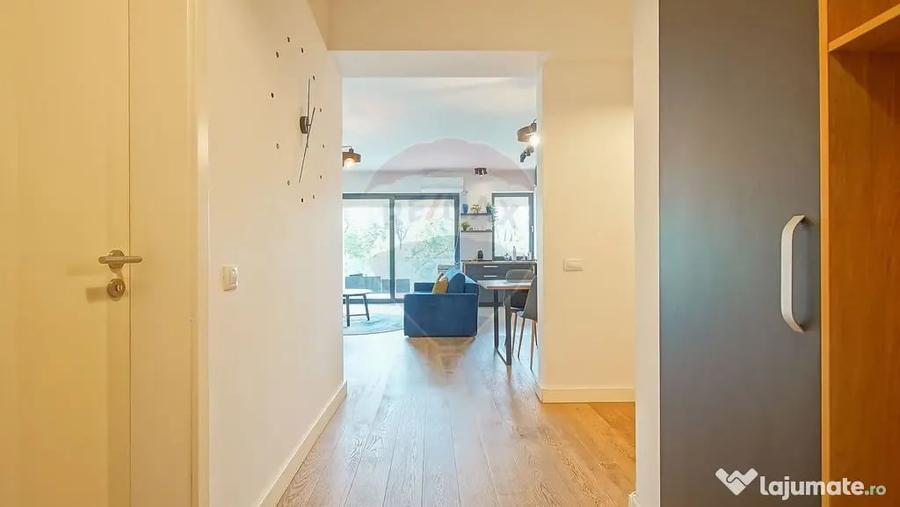 Apartament cu 3 camere decomandat în Drumul Poienii