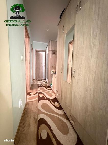 Apartament cu 2 camere decomandat în Nicolina