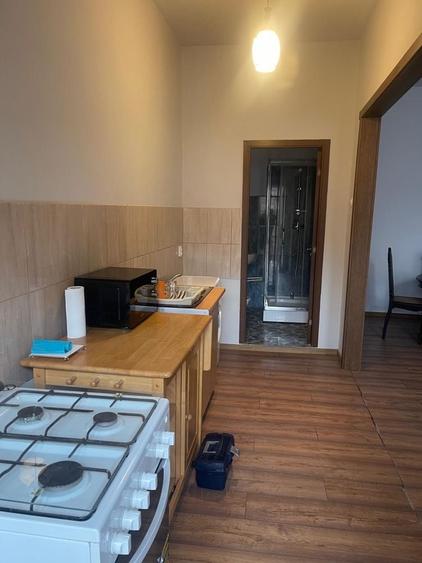 Casă cu 2 camere în Central