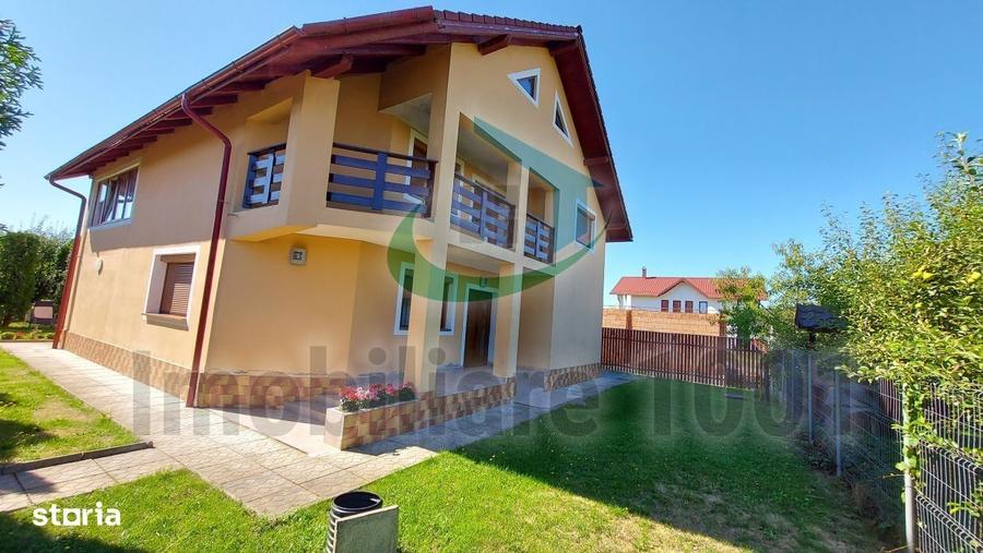 Casă cu 4 camere cu Teren 1061 Mp în Săcălășeni