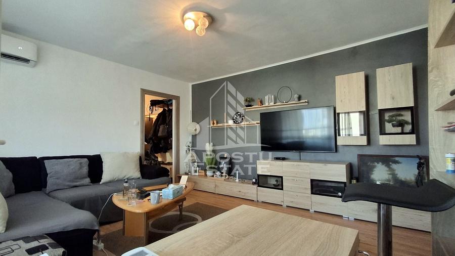 Apartament cu 2 camere semidecomandat, mobilat în Micălaca