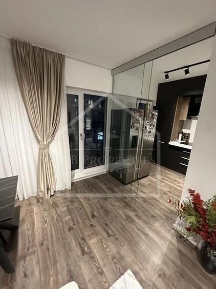 Apartament cu 3 camere decomandat, mobilat în Floreasca