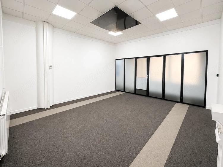 Spațiu comercial, de 300 mp, în Central