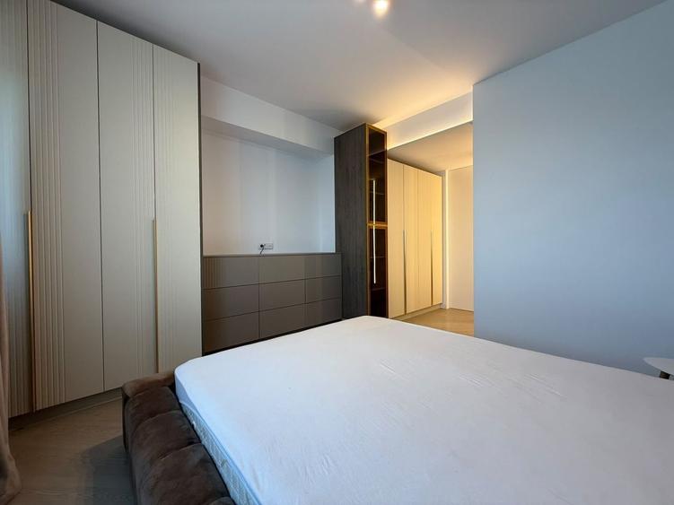 Apartament cu 3 camere decomandat, mobilat în Pipera