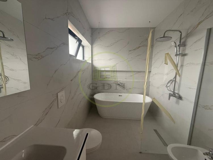 Casă individuală cu 3 camere cu Teren 300 Mp în Pielești