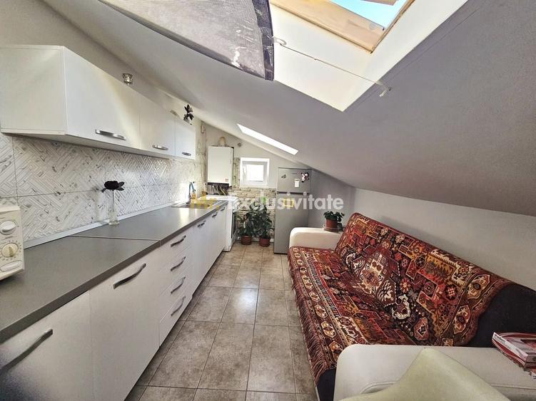 Apartament cu 3 camere semidecomandat, mobilat în Mănăștur