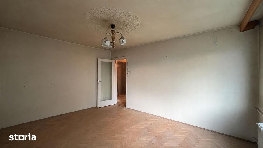 Apartament cu 4 camere în Tipografilor
