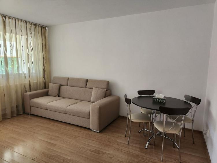 Apartament cu 2 camere decomandat în Drumul Taberei