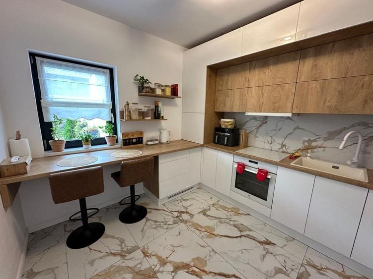 Apartament cu 3 camere în Central