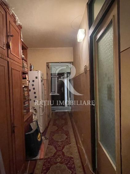 Apartament cu 3 camere decomandat, mobilat în Calea Aradului