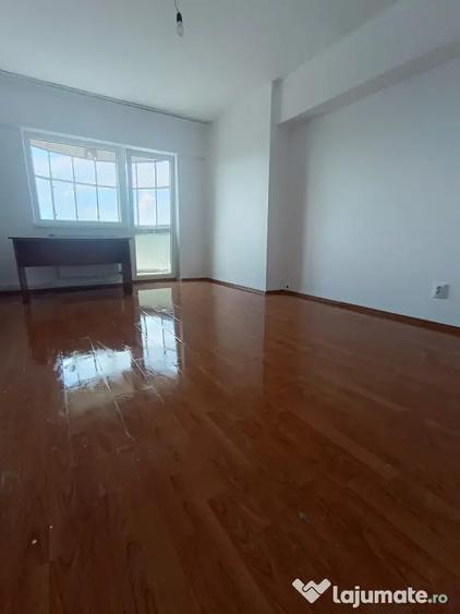 Apartament cu 2 camere decomandat în Mărăști