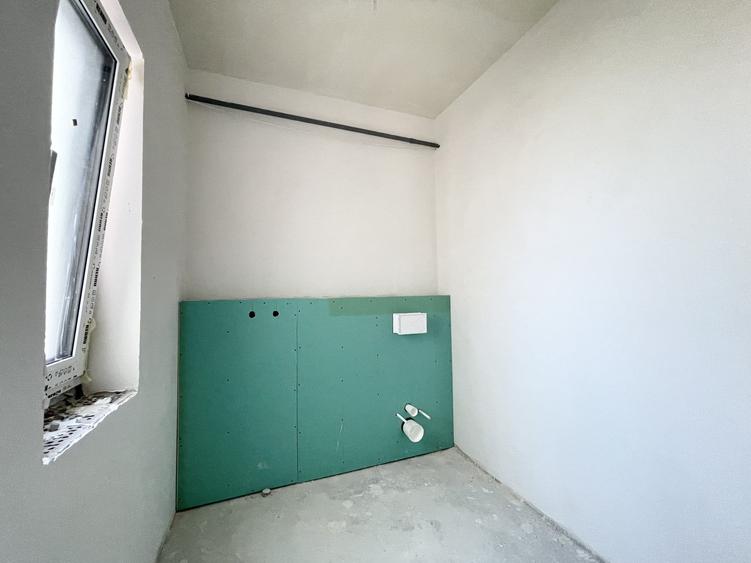 Duplex cu 4 camere cu Canalizare în Moșnița Nouă