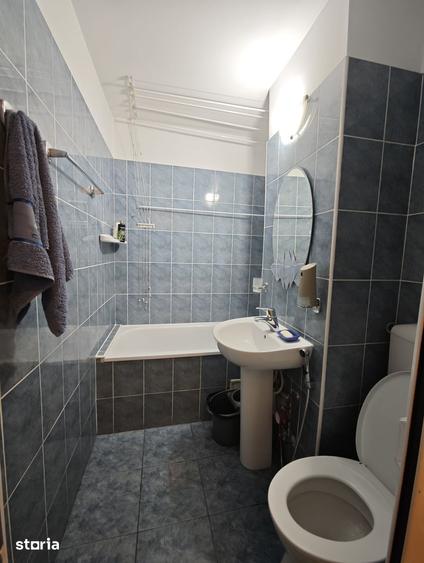 Apartament cu 3 camere, mobilat în Dămăroaia