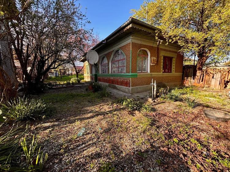 Casă cu 3 camere în Central