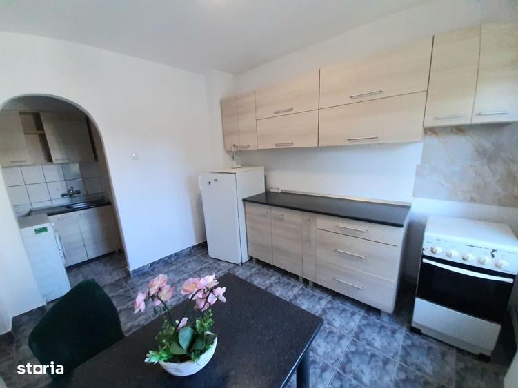Apartament cu 2 camere nedecomandat în Micro 14