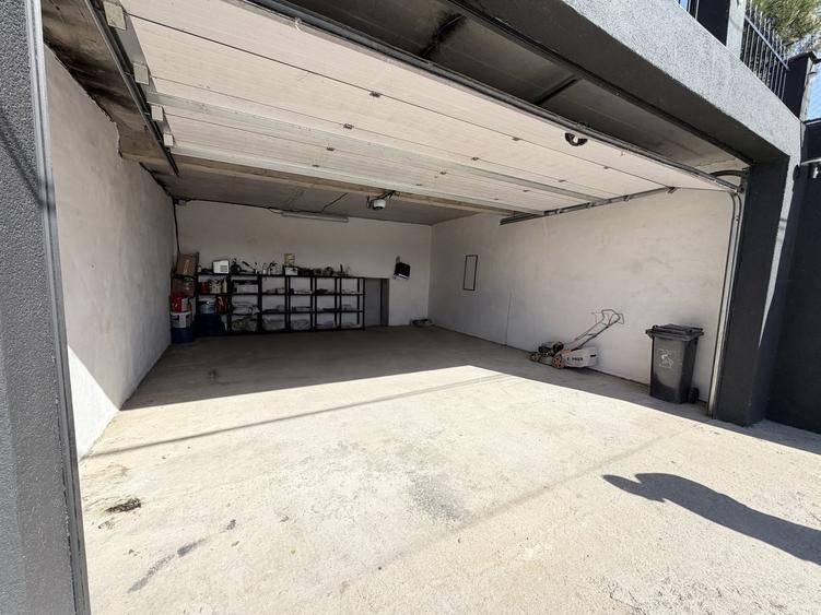 Casă individuală cu 4 camere cu Piscina în Blaj