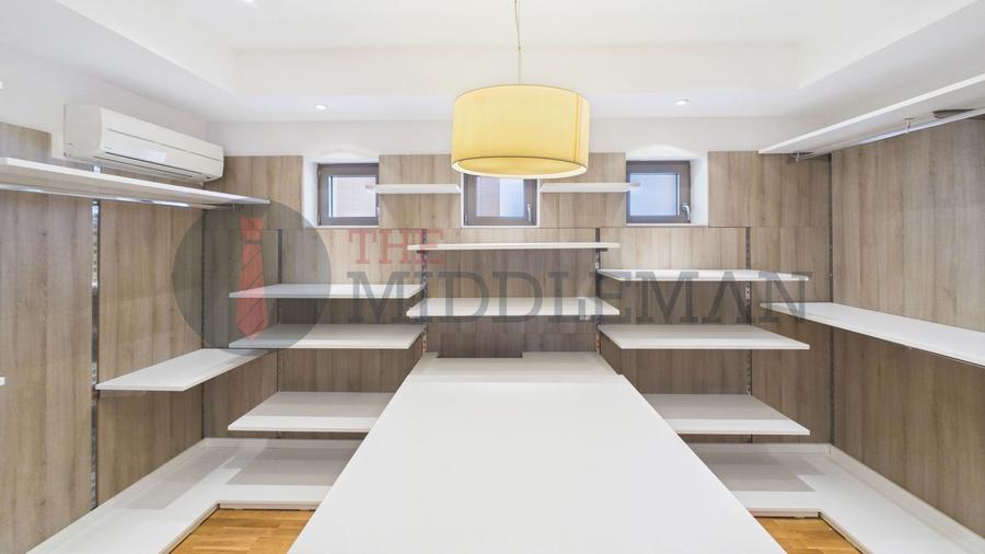 Casă individuală cu 5 camere cu Piscina în Băneasa