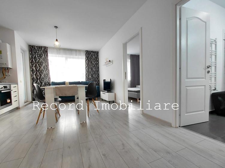 Apartament cu 2 camere semidecomandat în Florești