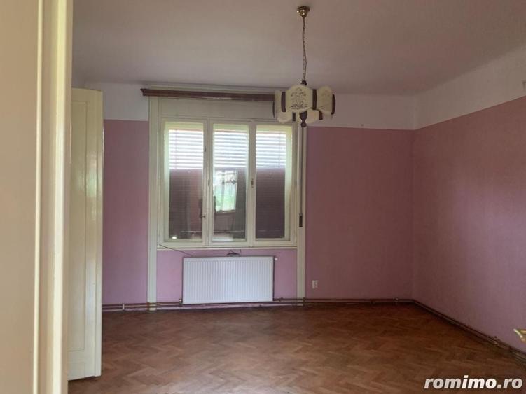 Casă cu 7 camere cu Teren 638 Mp în Bălcescu