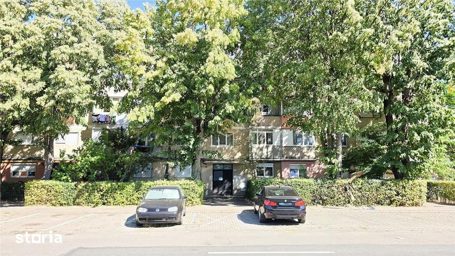 Apartament cu 2 camere decomandat în Micro 14