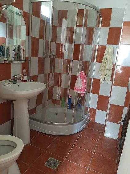 Casă cu 2 camere cu Teren 3840 Mp în Frâncești