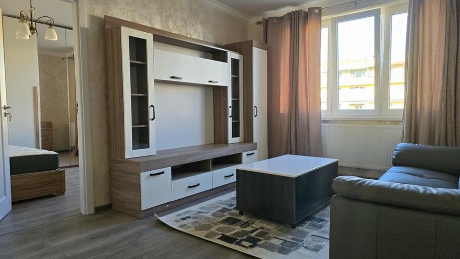 Apartament cu 3 camere nedecomandat în Ultracentral